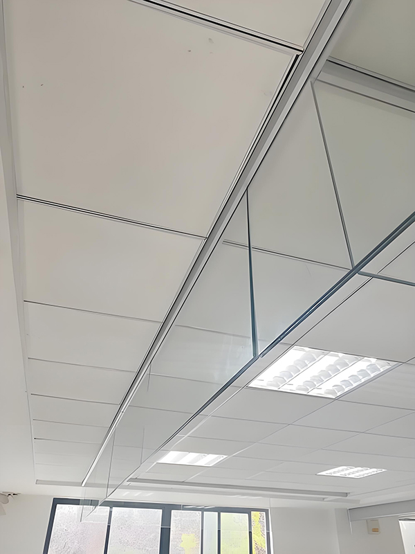 甘德玻璃甘德挡烟垂壁