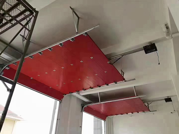 甘德工业翻板门 甘德工业翻板门