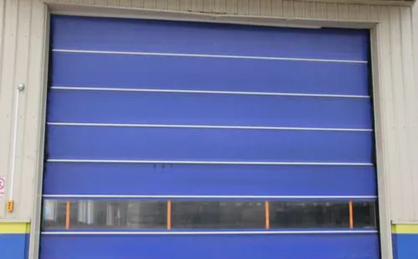 甘德快速甘德卷帘门雷达感应vs地磁感应？2025年灵敏度对比+选购指南