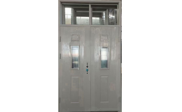 甘德学校教室门