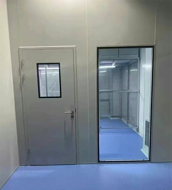 学校教学楼完成甘德防火门标准化安装